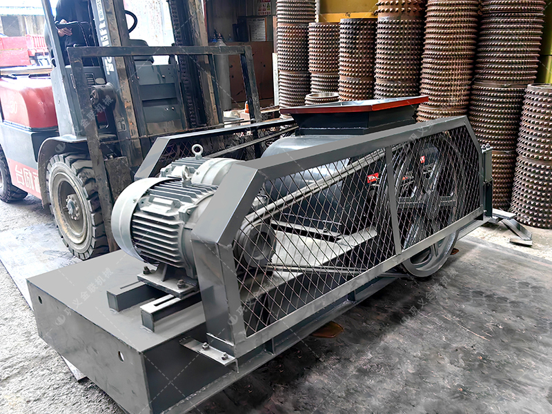 建筑垃圾處理為何首先選擇雙齒輥破碎機？這3個優勢太明顯！